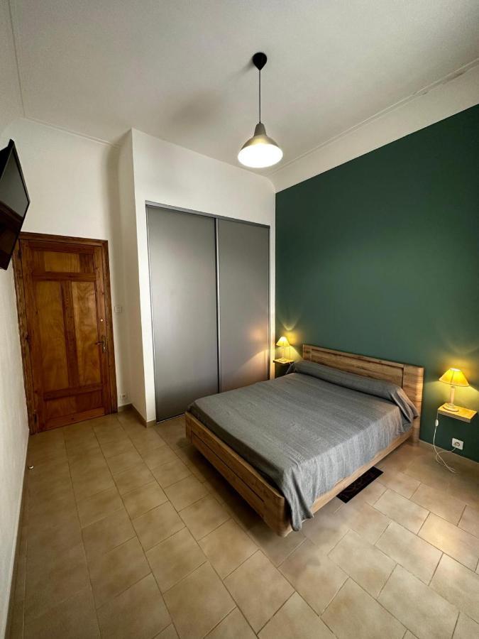 Appartement 4 A 8 Personnes, Spacieux De Standing Classe 4 Etoiles Nîmes Exterior foto
